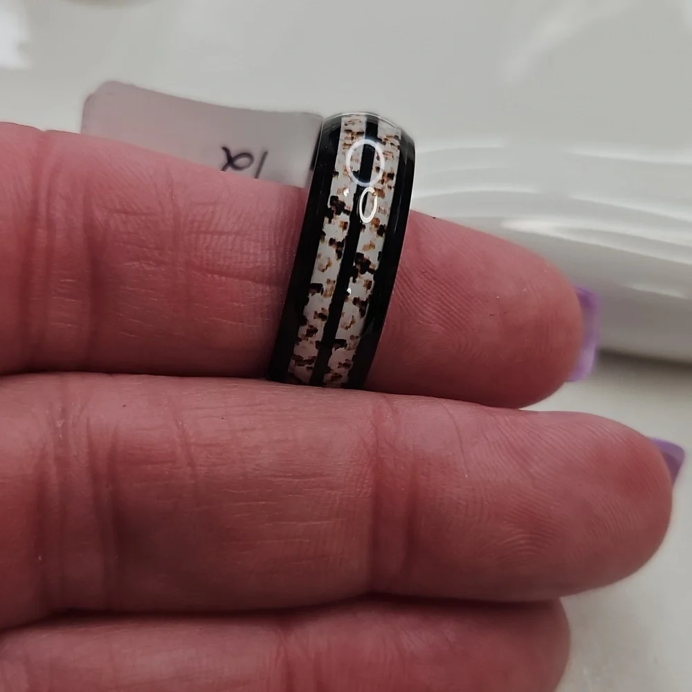 Men's Wood Grain Banded Black Stainless Steel Band Ring Wedding Band Fashion
